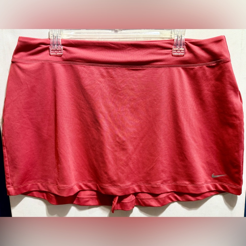 Nike Coral Golf Skirt Size-XL
